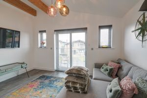 Photo 16- click for photo gallery